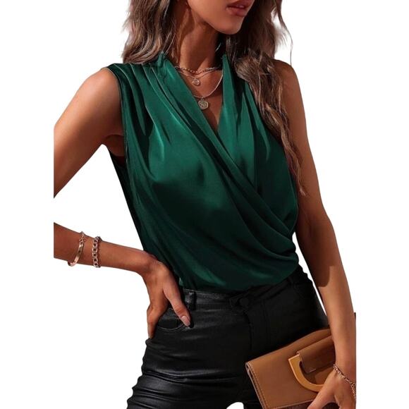 AVANOVA Emerald Green women’s Satin Wrap Blouse Sleeveless V Neck Top Medium NWT - Picture 3 of 8